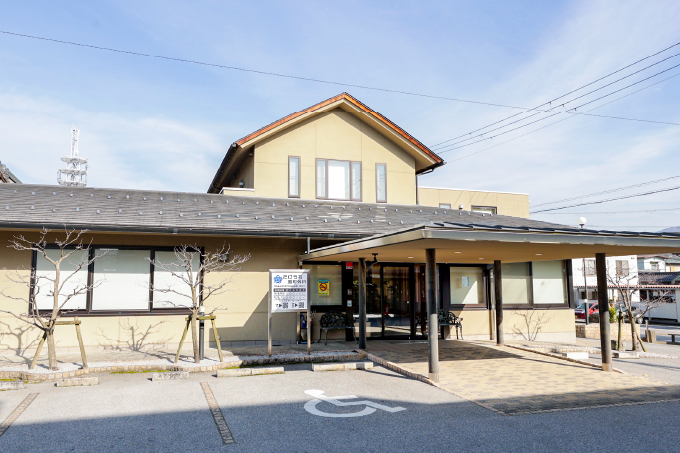 彦根城のお膝元、千代神社のすぐそば。隣接する市営駐車場 80〜85番も利用可
