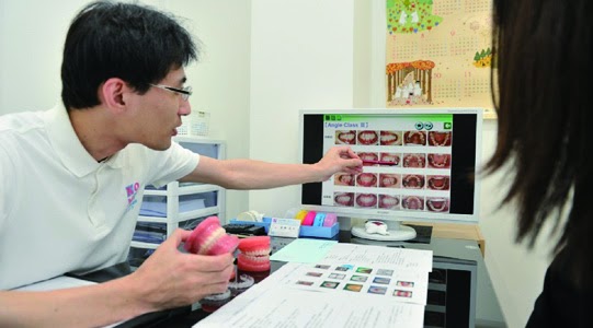 日本矯正歯科学会認定医である院長自らが治療を実施し、一人ひとりに適した専門的な治療 を提供します。