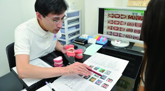 小さなお子様から成人まで幅広く対応し、目立ちにくいマウスピース型矯正や、 予防歯科・ホワイトニングも行っています。
