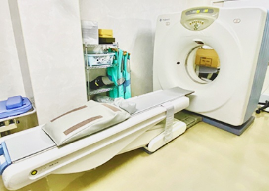 CTをはじめ、超音波検査、眠って受けられる胃カメラ、骨密度の検査も可能です